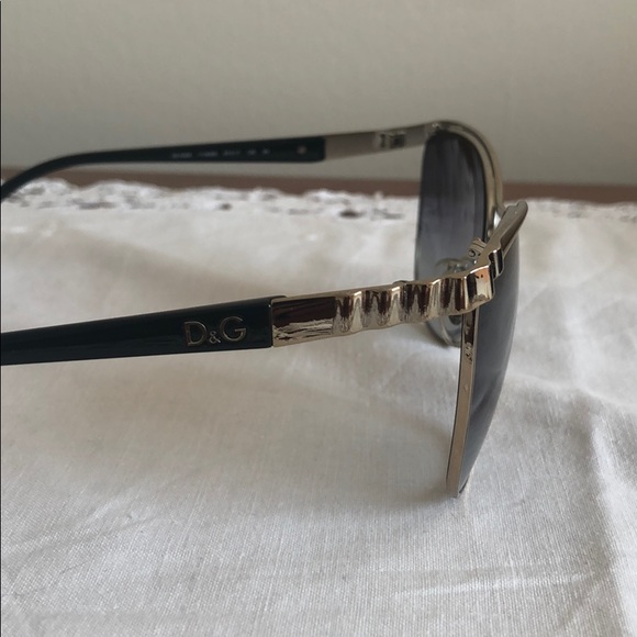 Dolce and Gabanna Sunglasses - Picture 2 of 4